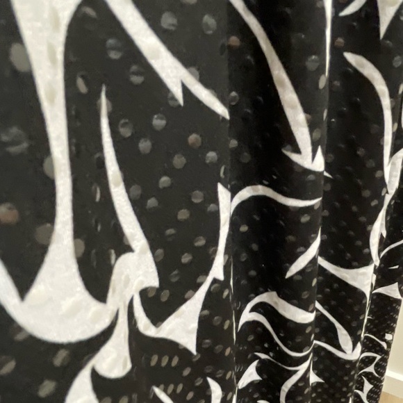 Beautiful dress with texture and sparkle . Ruffled bottom - Picture 2 of 5